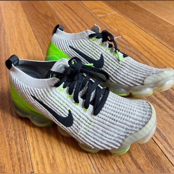 Nike VaporMax 3.0 Flyknit Grey Green Running Shoes, Size 7.5 Women’s - 6 Men’s - Picture 6 of 10